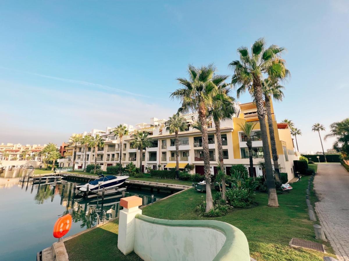 Sotogrande Alboaire- Waterfront Luxury 4 Bedroom Apt In The Marina Of סוטוגרנדה מראה חיצוני תמונה